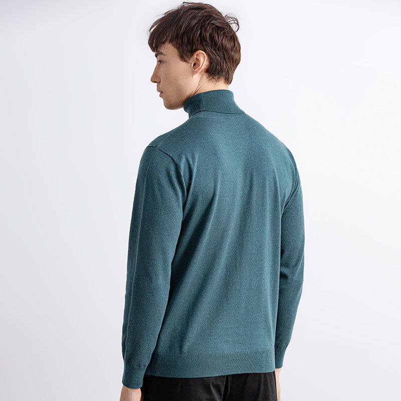 O suéter de pulôver do pescoço redondo masculino é um item indispensável da moda para as estações de outono e inverno